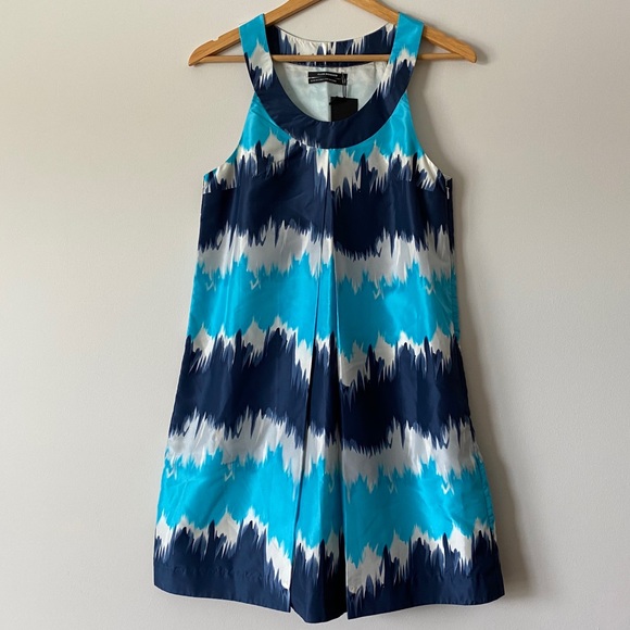 Club Monaco Dresses & Skirts - Club Monaco Andrea Silk Dress